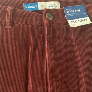NWT Old Navy Women’s Size 10 Maroon Corduroy Wide Leg Trousers